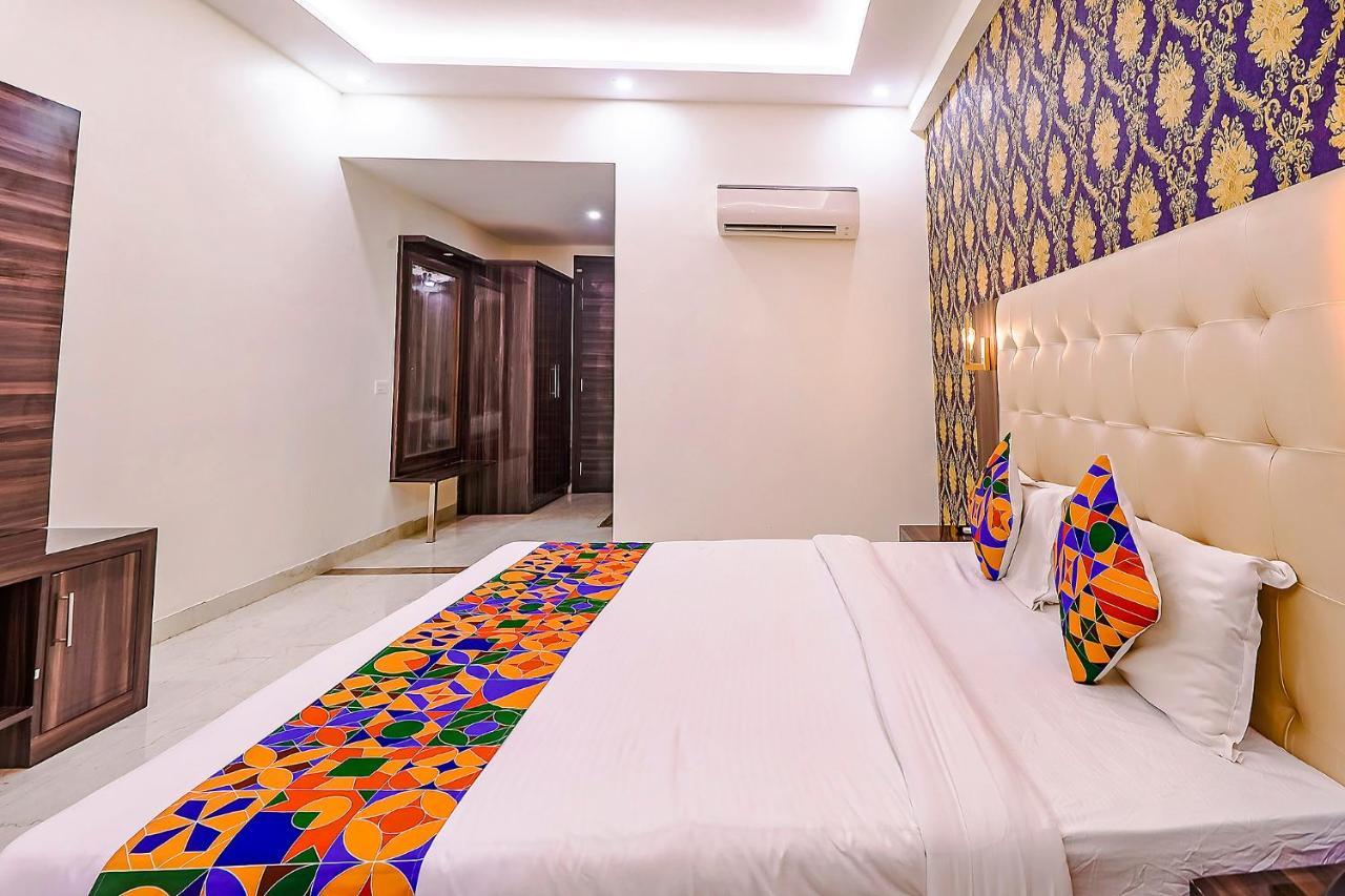 FabHotel Swess Grand Agra  Exterior foto